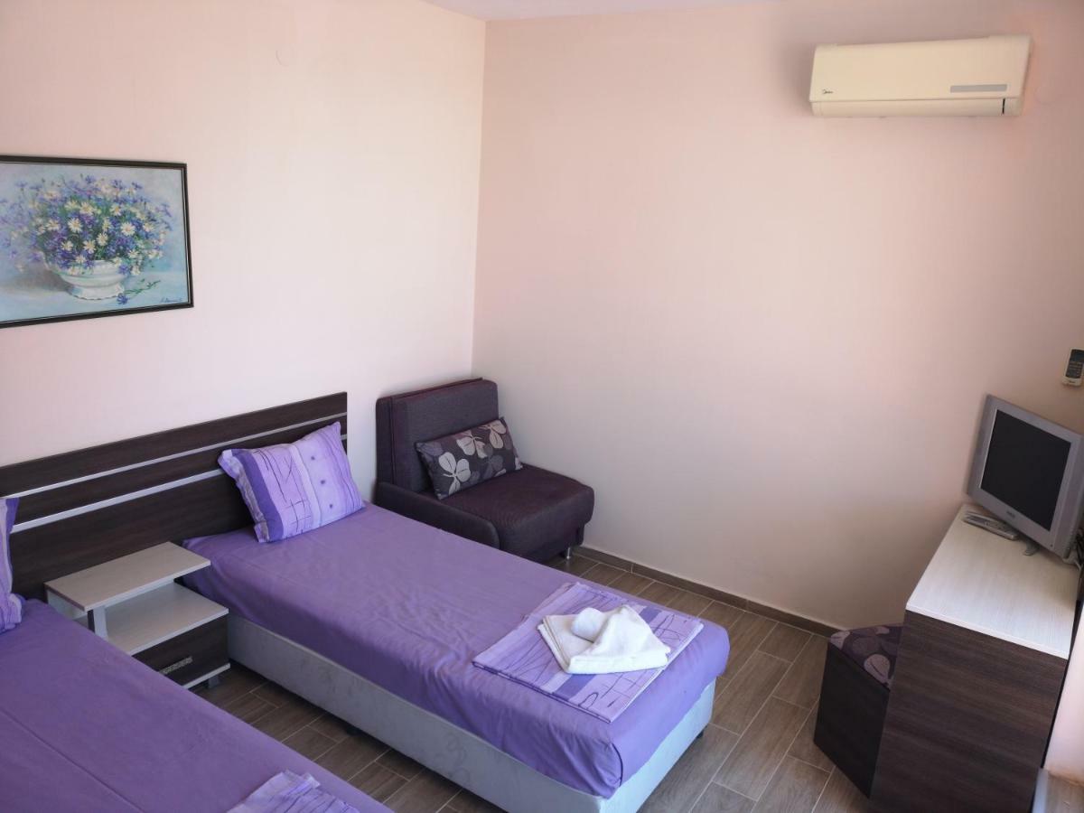 Rose Garden Omax Apartments 阳光海滩 外观 照片